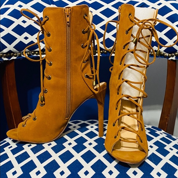 Cognac lace up ankle open toe booties - Picture 1 of 6